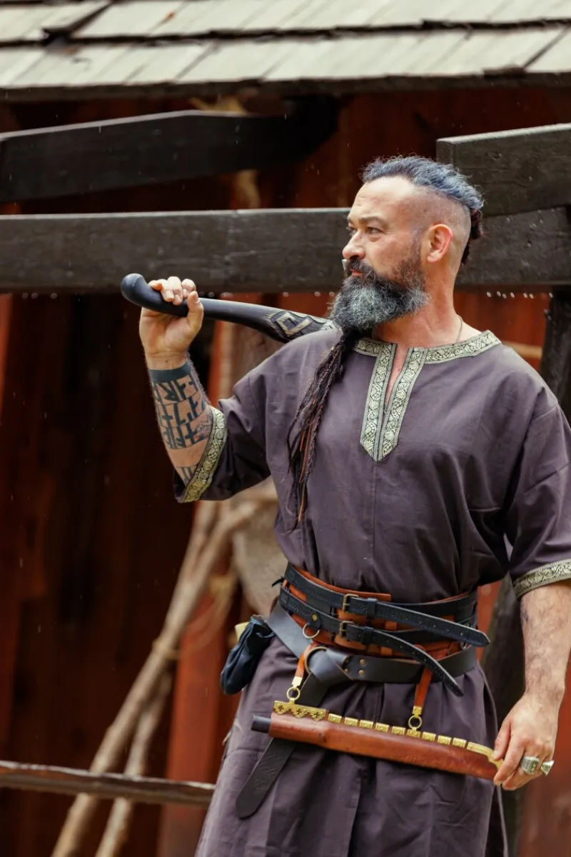 Flash Sale Leonardo Carbone Kurzarmtunika mit Bordüre "Richard" Dunkelbraun