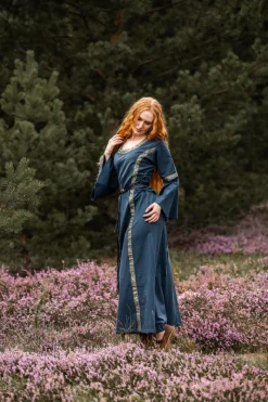 Best Leonardo Carbone Mittelalter Baumwollkleid