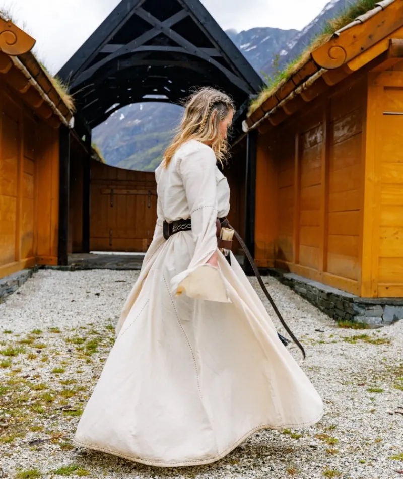 Best Leonardo Carbone Mittelalter Kleid "Begina" Natur