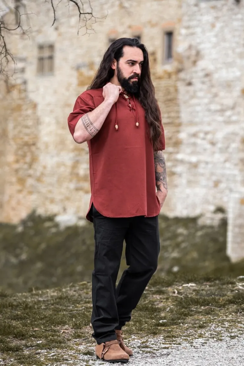 Shop Leonardo Carbone Mittelalter-Kurzarmhemd "Eric" Rot