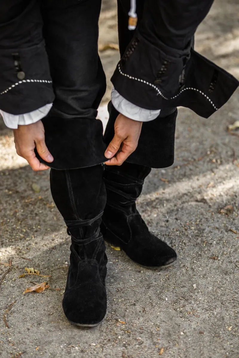 Cheap Leonardo Carbone Piratenstiefel aus Wildleder "Geoffrey" Schwarz