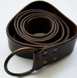 Clearance Leonardo Carbone Ringgürtel aus Leder mit keltischem Muster