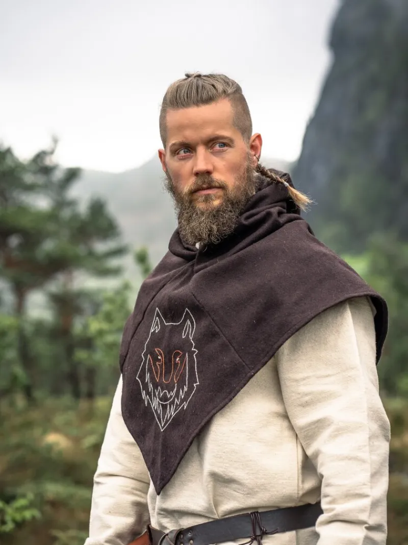 Hot Leonardo Carbone Skjoldehamn Gugel "Tyr" mit Wolfsstickerei Braun
