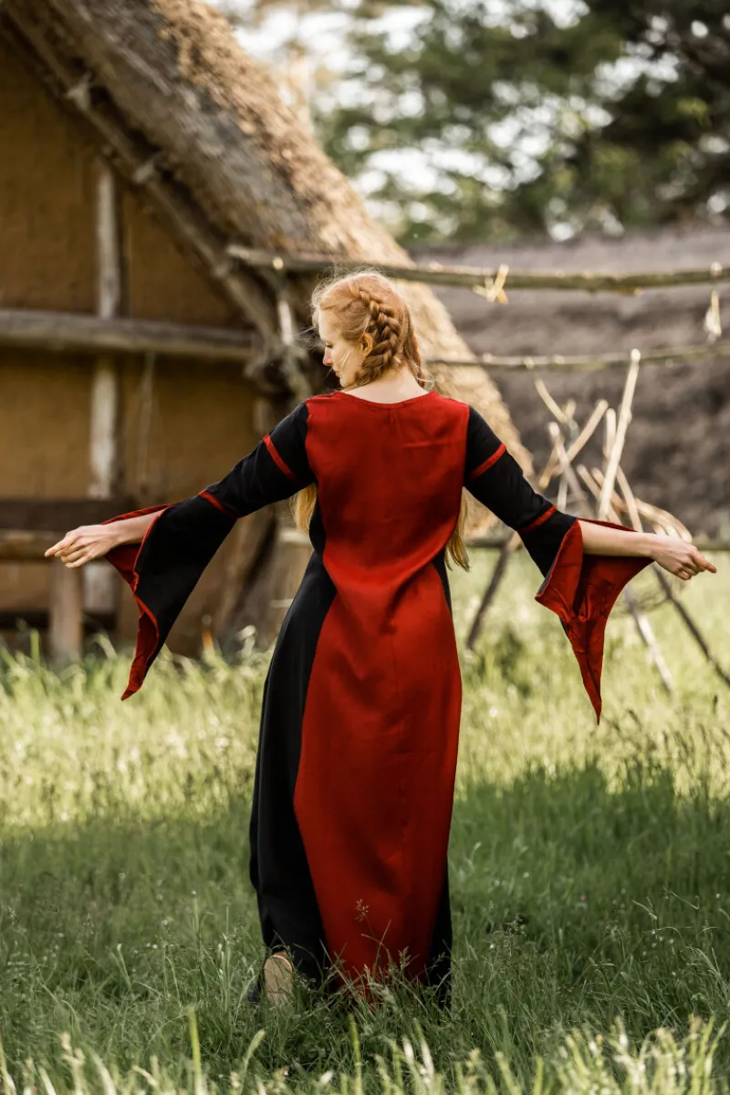 New Leonardo Carbone Viskosekleid mit Trompetenärmeln "Berblin" Schwarz/Rot