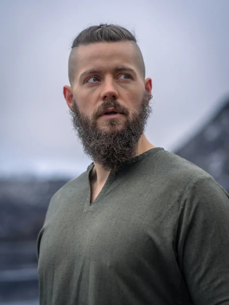 Best Leonardo Carbone Wikinger Leinentunika "Ragnar" Olivgrün