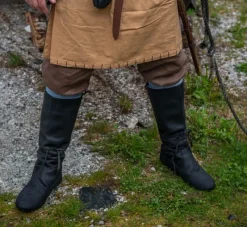 Store Leonardo Carbone Wikingerstiefel "Ole" aus Nubukleder Schwarz